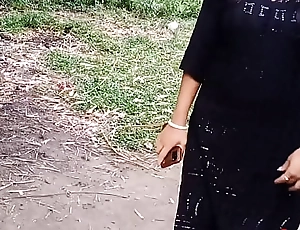 Black Clower Dress Bhabi Sex In A open-air ( Official Video By Localsex31)