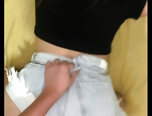AMATEUR GIRL Yon A BIG Botheration FUCKED WITHOUT TAKING OFF HER SHORTS
